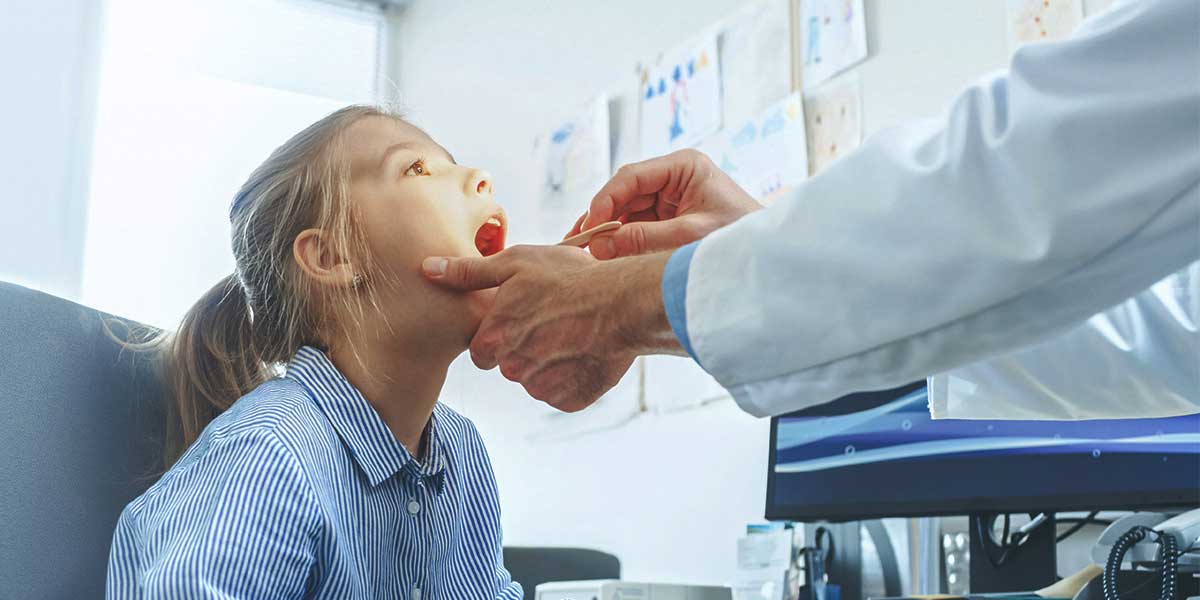 Studio Dentistico Dott. Paolo Papa a Napoli: Trattamento chirurgico del frenulo linguale anomalo in un paziente di 11 anni